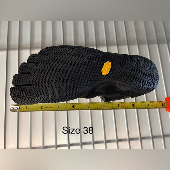 NWT Five Fingers Vibram - Picture 10 of 10